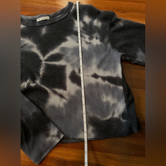 Antistar tie dye long sleeve shirt. Size medium - Picture 2 of 5